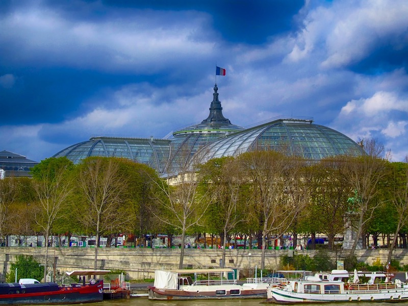 globedge-travel-paris-grand-palais-roof