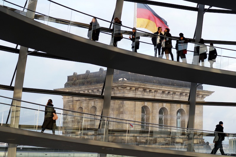 globedge-travel-berlin-reichstag-tour