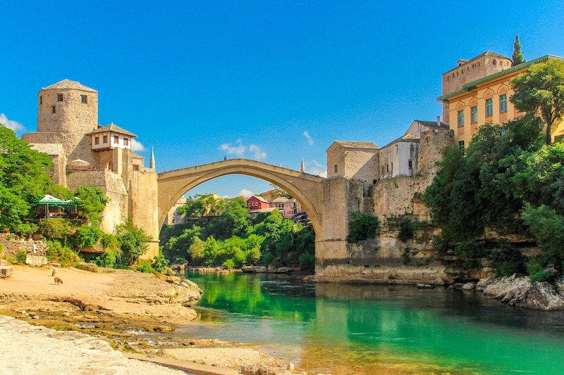 globedge-travel-bosnia-mostar-stari-most-old-bridge
