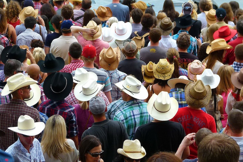 globedge-travel-calgary-stampede-stetsons