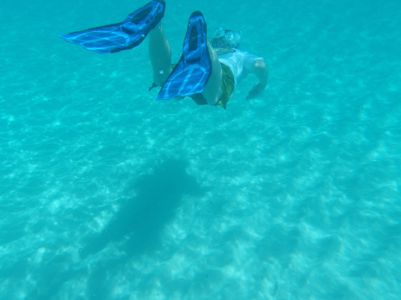 globedge-travel-anguilla-diving-snorkel