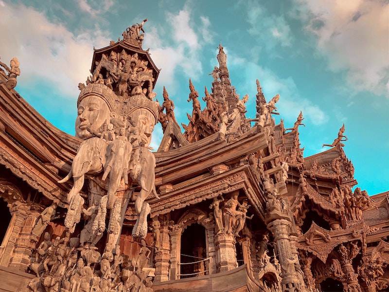 globedge-travel-thailand-pattaya-temple