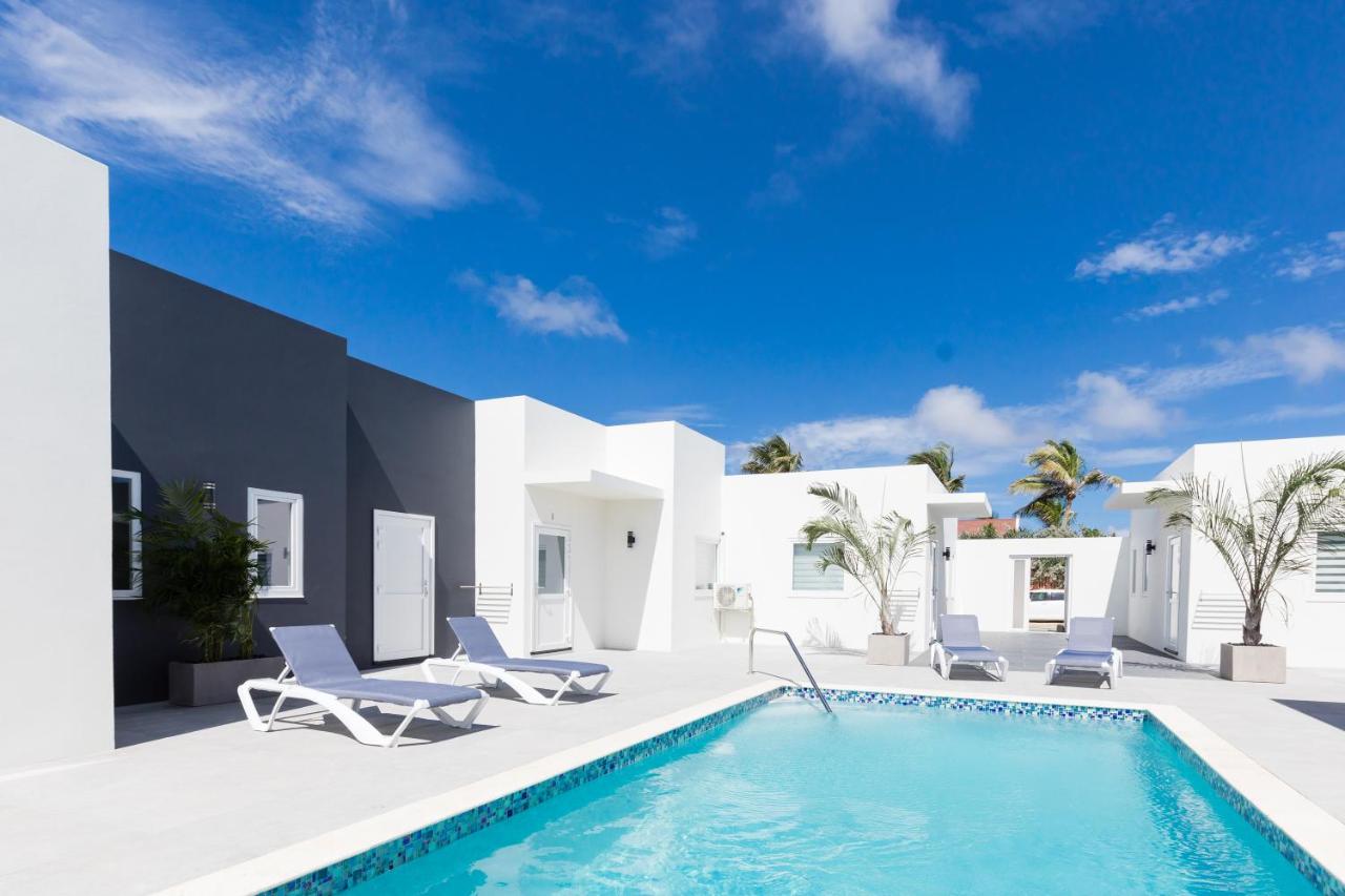 globedge-travel-best-hotels-aruba-palm-leaf-apartments