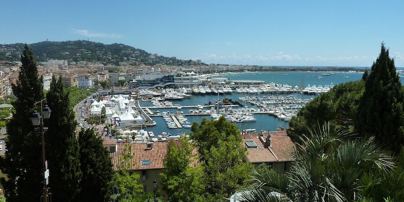 globedge-travel-france-cannes-port