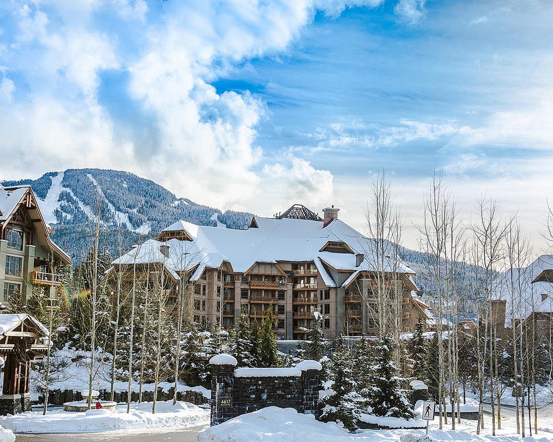 globedge-travel-canada-whistler-best-family-hotels-four-seasons-resort-whistler