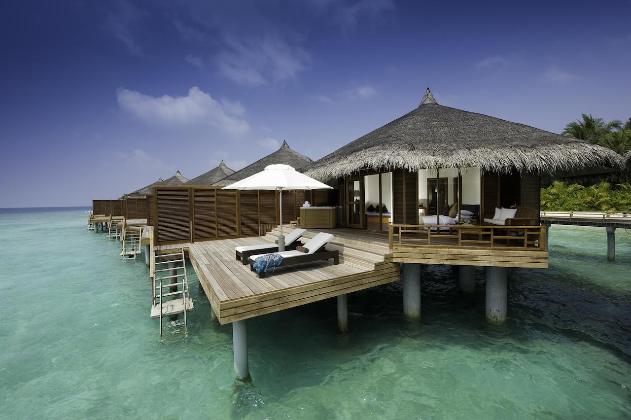 globedge-travel-maldives-best-hotels-kuramathi-maldives